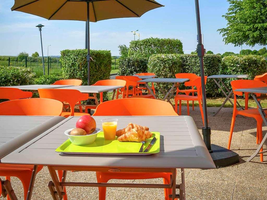 Ibis Budget Кутанс Экстерьер фото